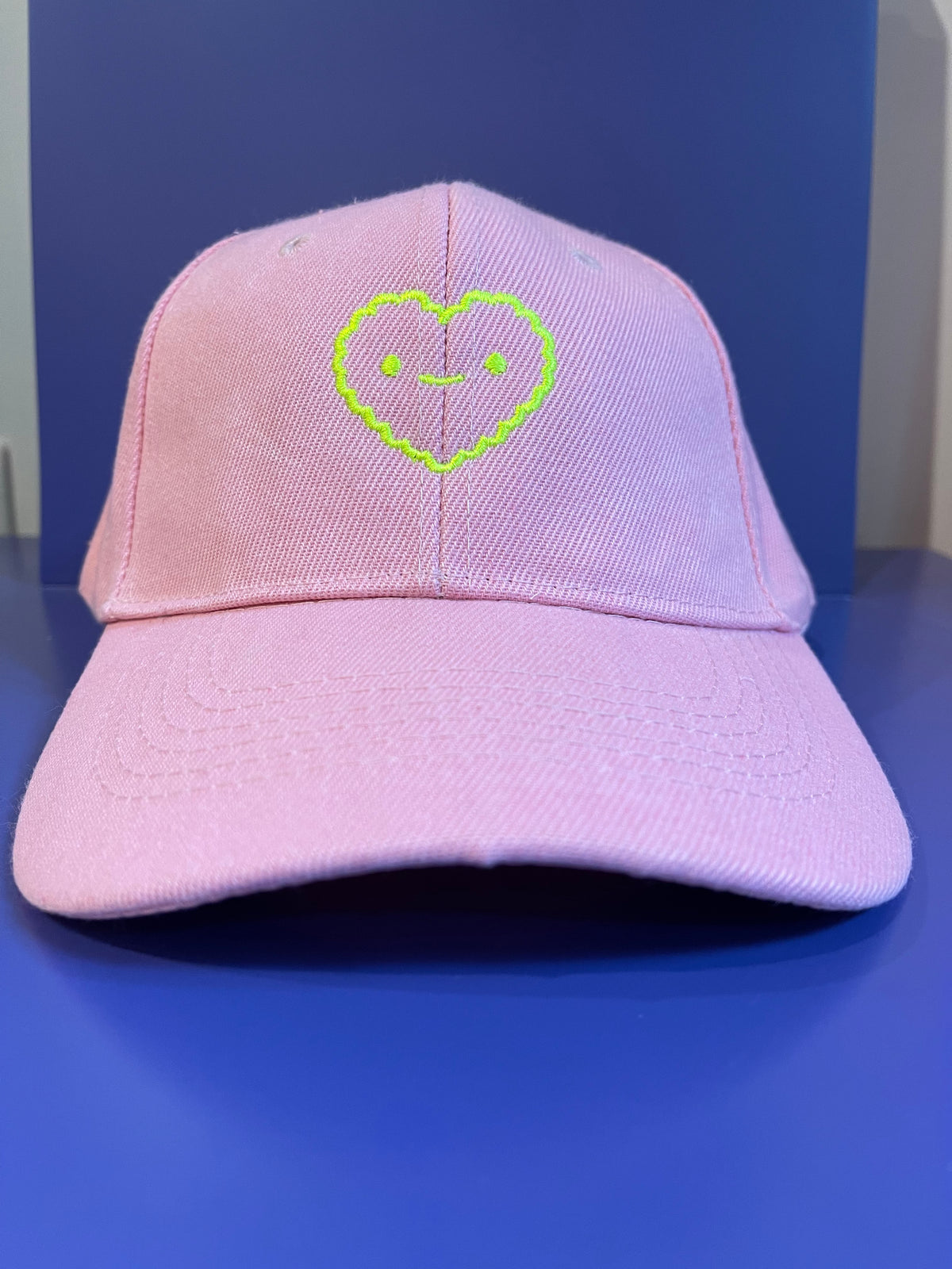 GORRA PINK CORAZON
